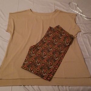 Lularoe leggings and taupe/tan tunic